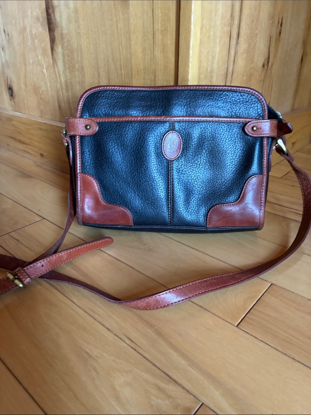 Vintage eighties 80’s leather shoulder bag
